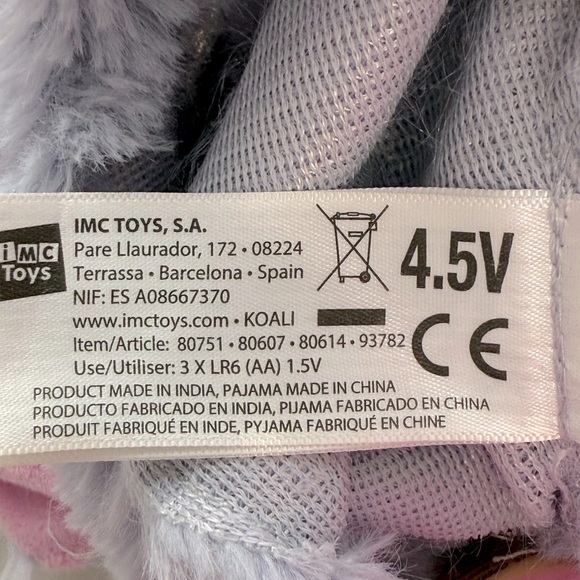 Cry Babies Koali Feel Better Doll with pacifier - Picture 3 of 10